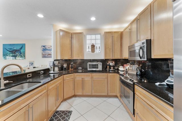 1351 SE 3rd Avenue, Pompano Beach, FL 33060