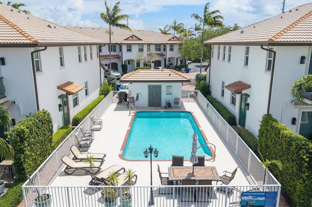 1351 SE 3rd Avenue, Pompano Beach, FL 33060