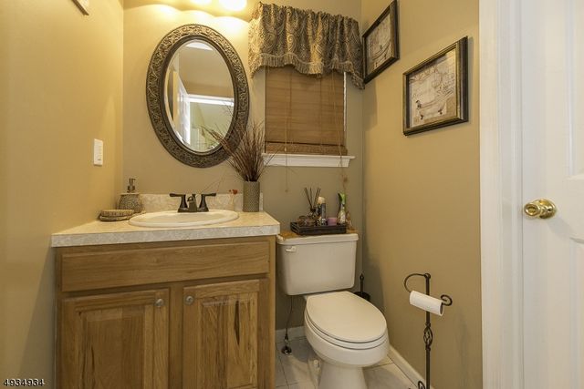 145 Mountain Lake Rd, White Twp., NJ 07823