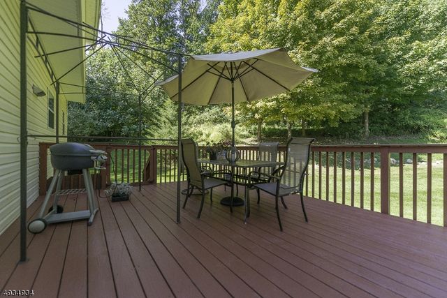 145 Mountain Lake Rd, White Twp., NJ 07823