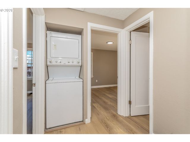 2607 E 26TH St, Vancouver, WA 98661