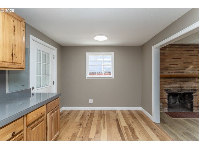 2607 E 26TH St, Vancouver, WA 98661