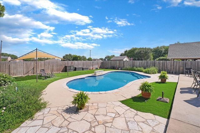 2219 Merritt Way, Arlington, TX 76018