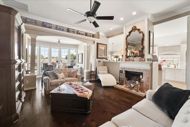 2219 Merritt Way, Arlington, TX 76018