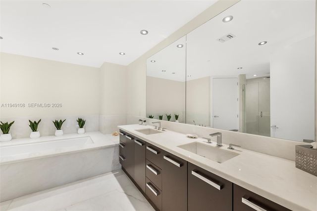 5959 Collins Ave 606, Miami Beach, FL 33140