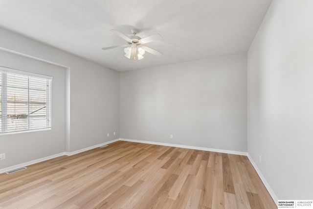 5021 S 196th Circle, Omaha, NE 68135