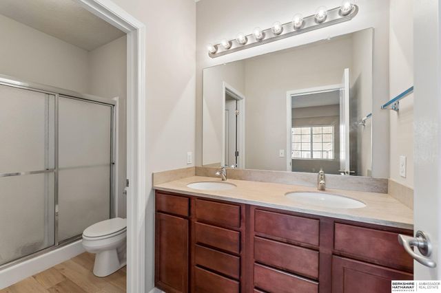 5021 S 196th Circle, Omaha, NE 68135