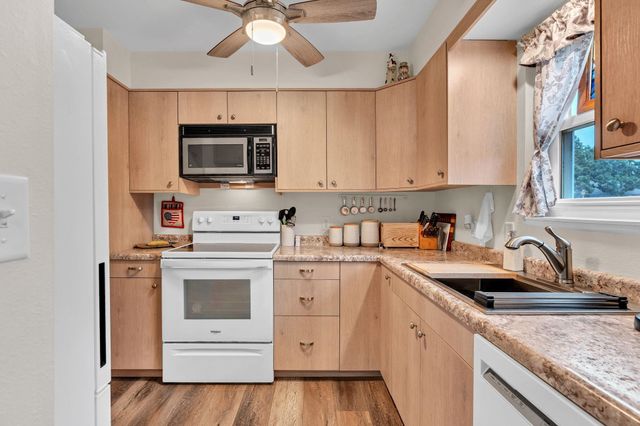 111 S Summit, El Dorado, KS 67042