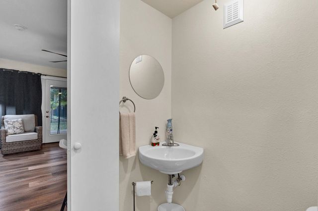 111 S Summit, El Dorado, KS 67042