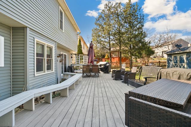 1932 Banks Drive, Elgin, IL 60123