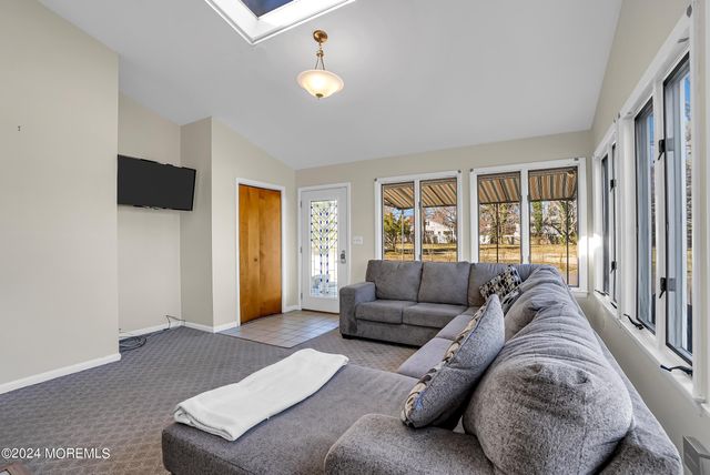 459 W Park Avenue, Oakhurst, NJ 07755