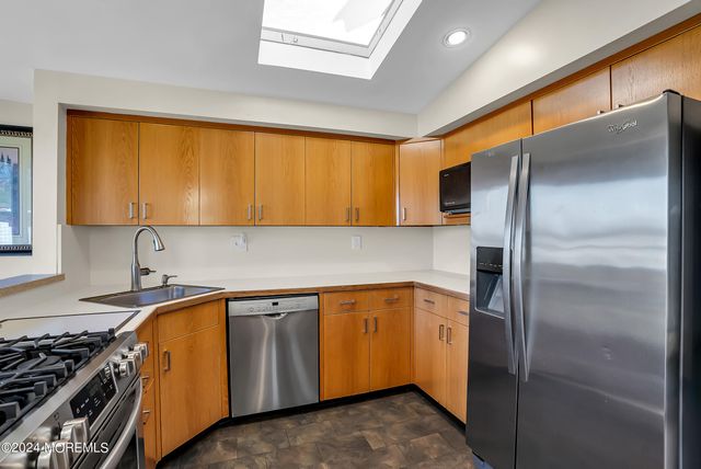 459 W Park Avenue, Oakhurst, NJ 07755