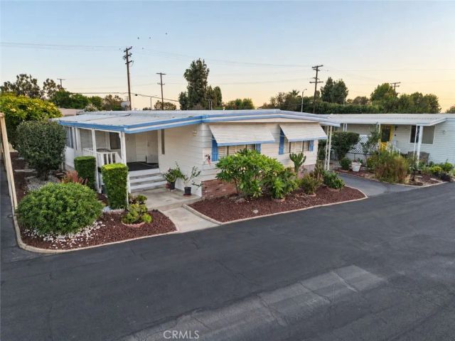 840 E Foothill 142, Azusa, CA 91702