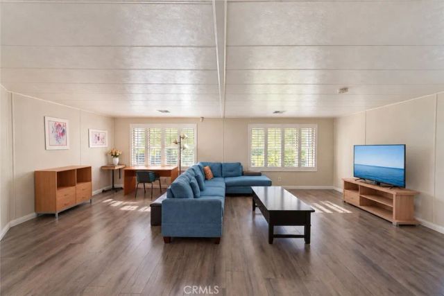 840 E Foothill 142, Azusa, CA 91702