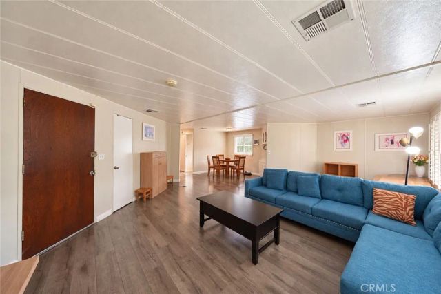 840 E Foothill 142, Azusa, CA 91702