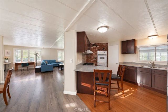 840 E Foothill 142, Azusa, CA 91702