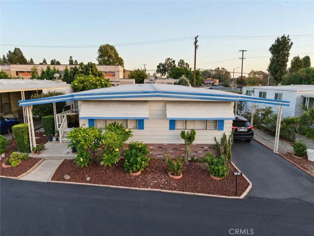 840 E Foothill 142, Azusa, CA 91702