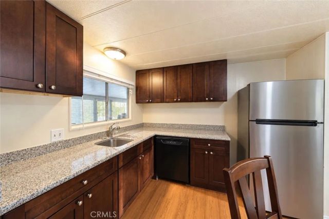 840 E Foothill 142, Azusa, CA 91702