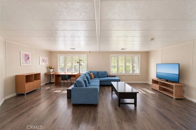 840 E Foothill 142, Azusa, CA 91702