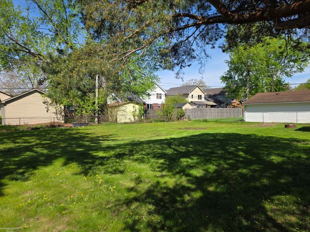 27815 Shock Street, Saint Clair Shores, MI 48081