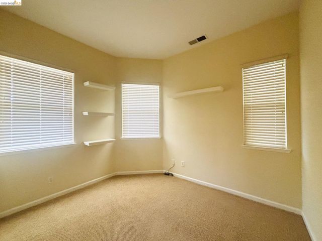 2440 Berkshire Ln, Brentwood, CA 94513