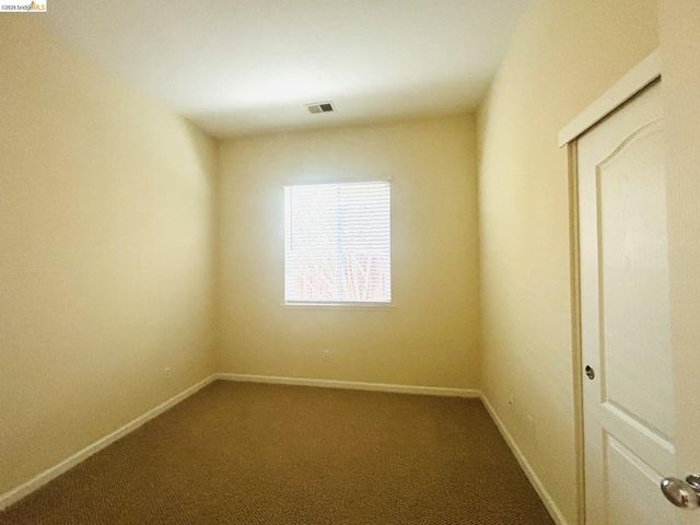 2440 Berkshire Ln, Brentwood, CA 94513
