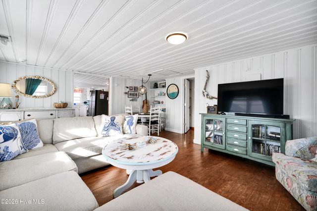 166 Ocean Boulevard W, Supply, NC 28462