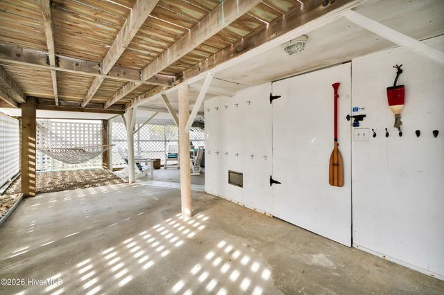 166 Ocean Boulevard W, Supply, NC 28462