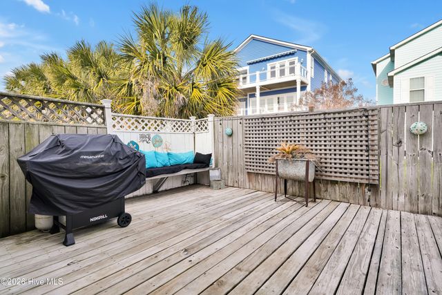 166 Ocean Boulevard W, Supply, NC 28462