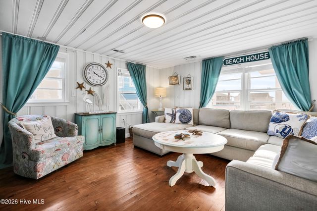 166 Ocean Boulevard W, Supply, NC 28462