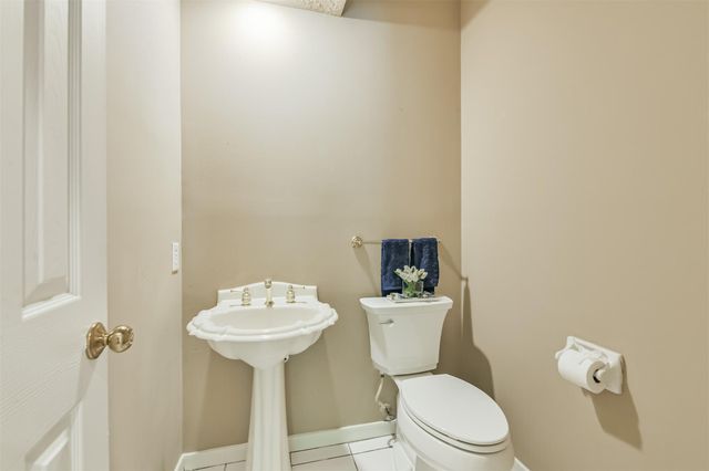 1803 Lofty Maple Trail, Kingwood, TX 77345