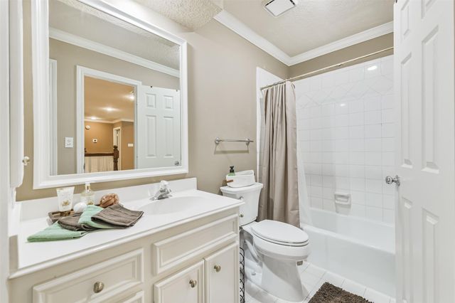 1803 Lofty Maple Trail, Kingwood, TX 77345