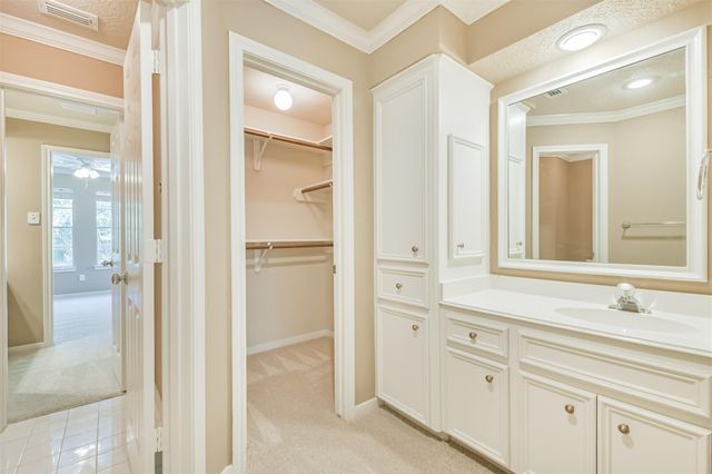 1803 Lofty Maple Trail, Kingwood, TX 77345