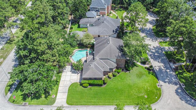 1803 Lofty Maple Trail, Kingwood, TX 77345