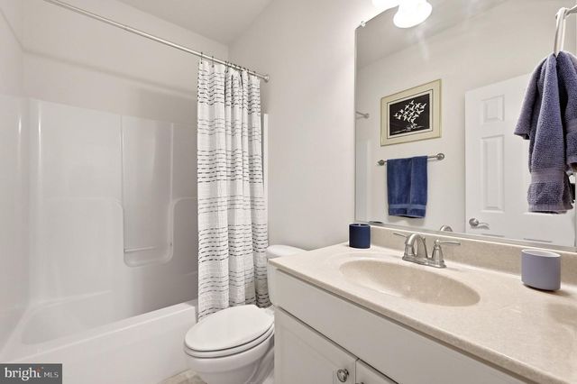 222 SUMMERFIELD, Winchester, VA 22602