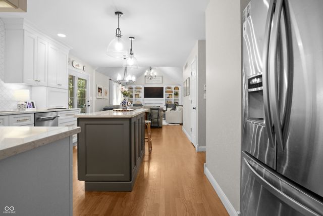 3984 Jonathan Ridge Drive, Columbus, IN 47201