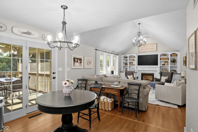 3984 Jonathan Ridge Drive, Columbus, IN 47201