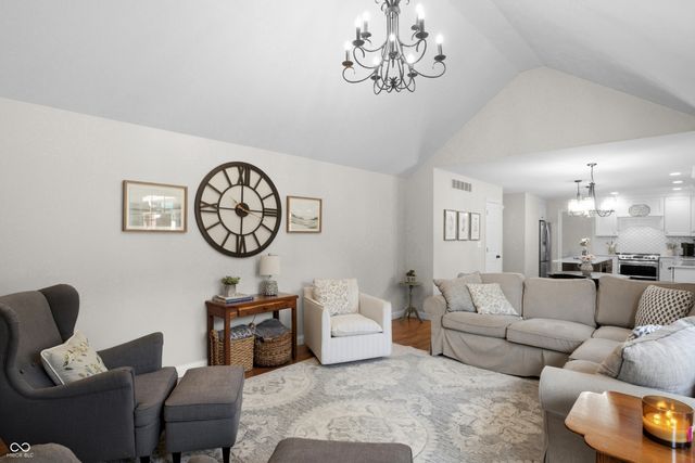 3984 Jonathan Ridge Drive, Columbus, IN 47201