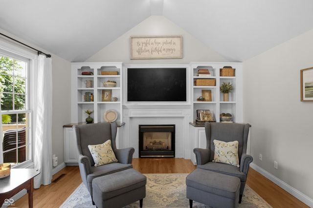 3984 Jonathan Ridge Drive, Columbus, IN 47201