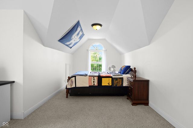 3984 Jonathan Ridge Drive, Columbus, IN 47201