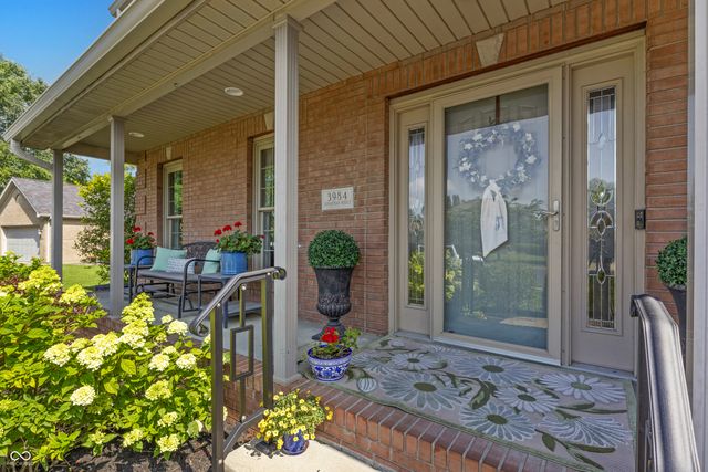 3984 Jonathan Ridge Drive, Columbus, IN 47201