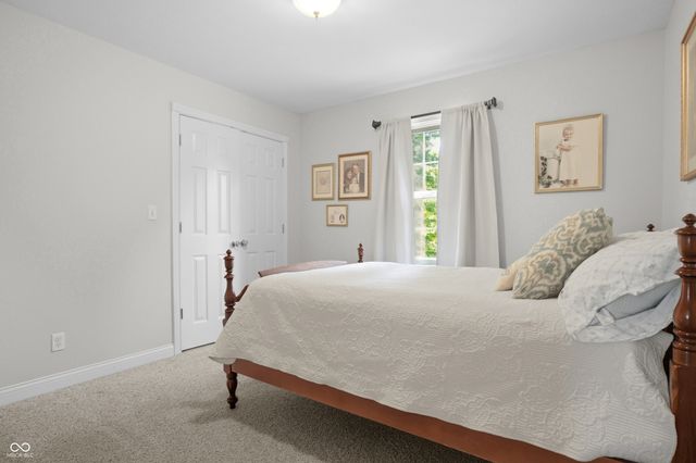 3984 Jonathan Ridge Drive, Columbus, IN 47201