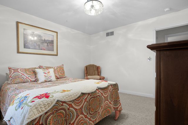 3984 Jonathan Ridge Drive, Columbus, IN 47201