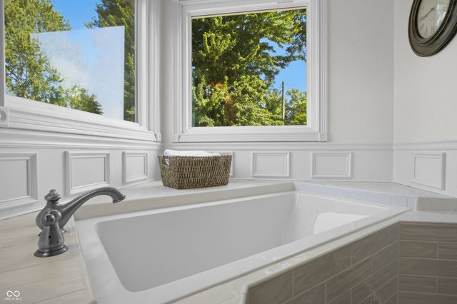 3984 Jonathan Ridge Drive, Columbus, IN 47201