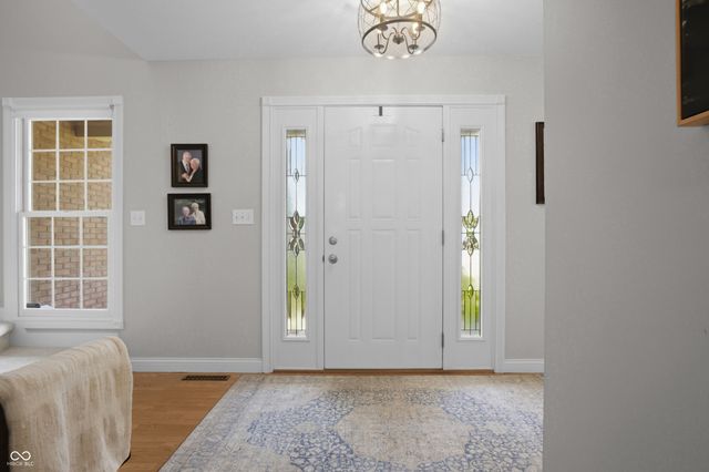 3984 Jonathan Ridge Drive, Columbus, IN 47201
