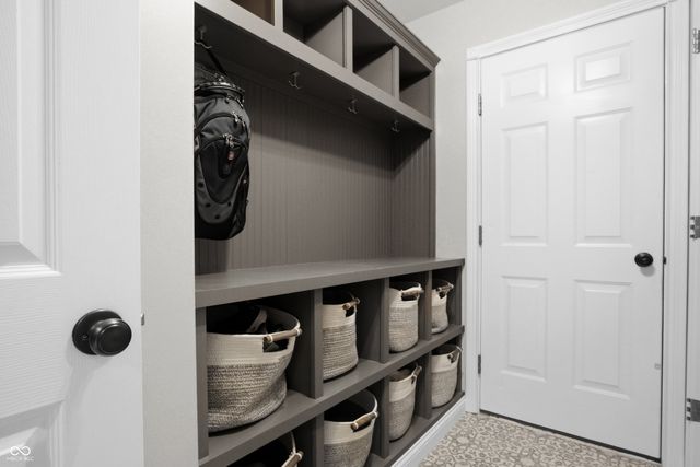 3984 Jonathan Ridge Drive, Columbus, IN 47201