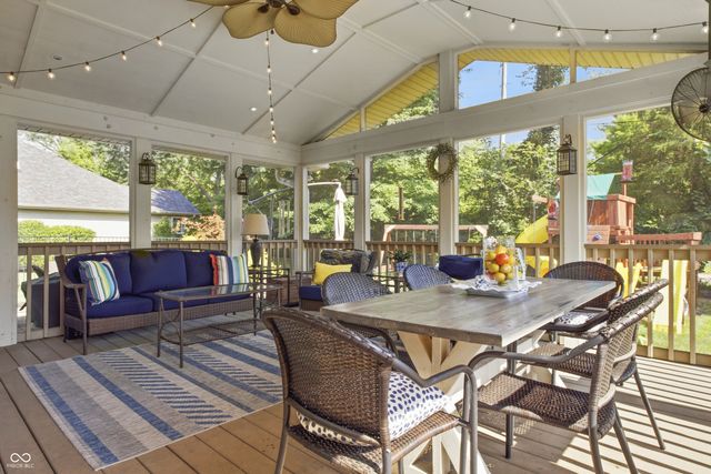 3984 Jonathan Ridge Drive, Columbus, IN 47201