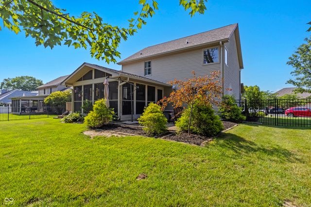 3984 Jonathan Ridge Drive, Columbus, IN 47201