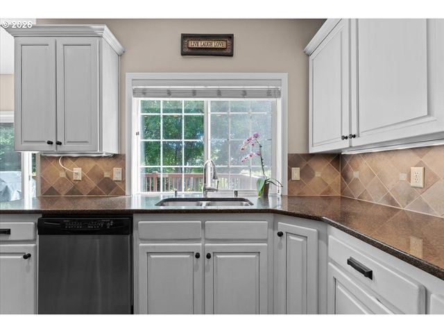 13705 Nw 46TH Ct, Vancouver, WA 98685