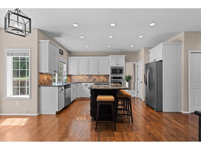 13705 Nw 46TH Ct, Vancouver, WA 98685